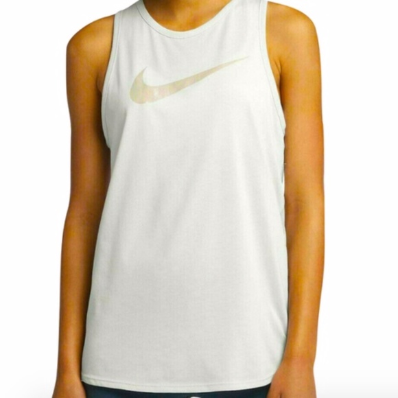 Nike Tank - Picture 2 of 13